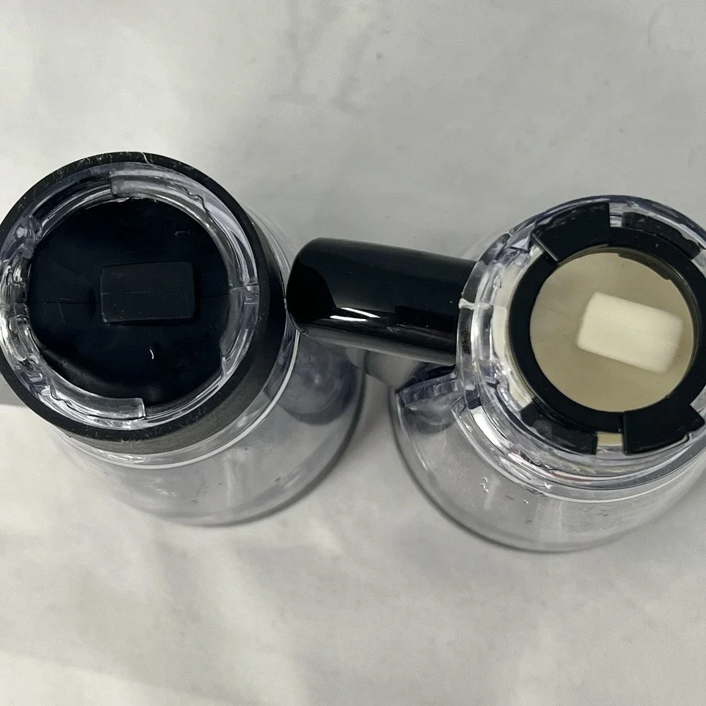 Set of Gravity Salt & Pepper Grinders – Automatic Operation Clear Black